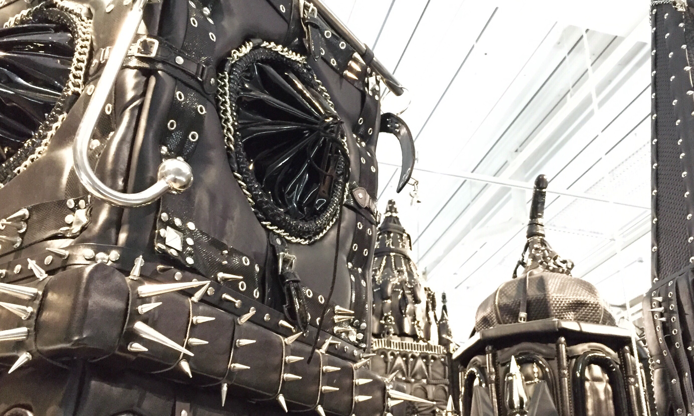 Play 201301 (2013), Xu Zhen produced by Madeln Co.