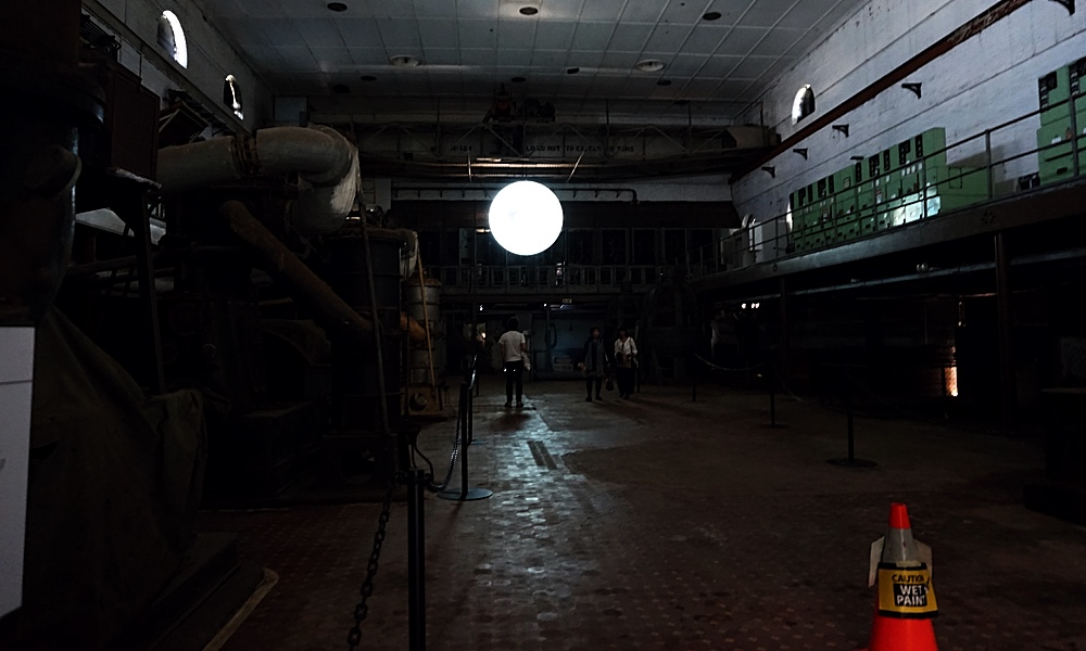 柳幸典「ランドスケープ･ウィズ･アン･アイ」（2018年）＠シドニービエンナーレ　Landscape with an Eye, 2018 by Yukinori Yanagi at 21st Biennale of Sydney. Photo: HeapsArt