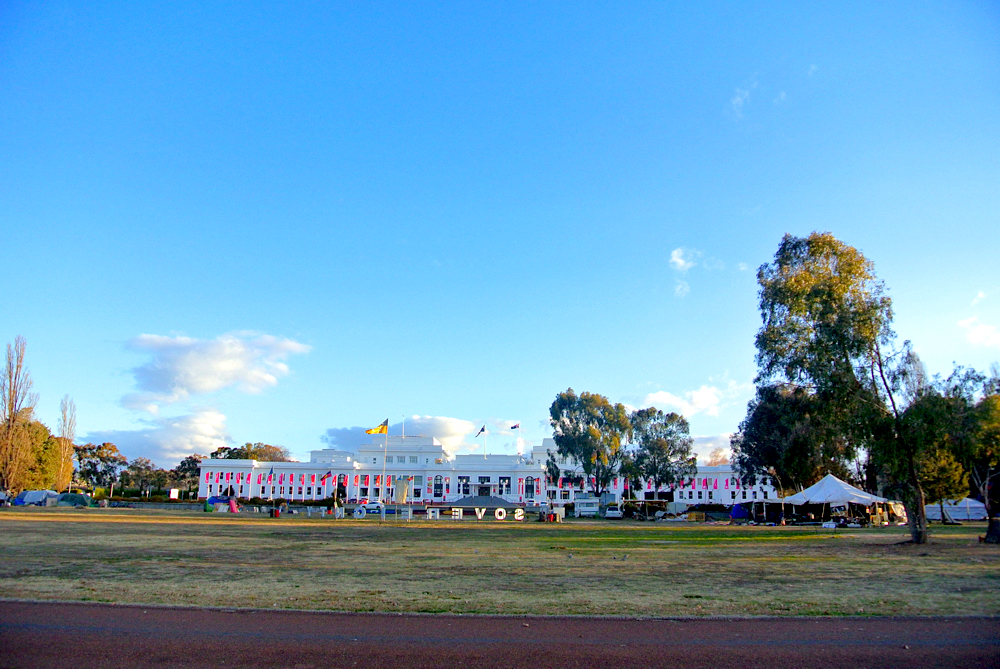 Tent Embassy in Canberra / Photo by 恵啓