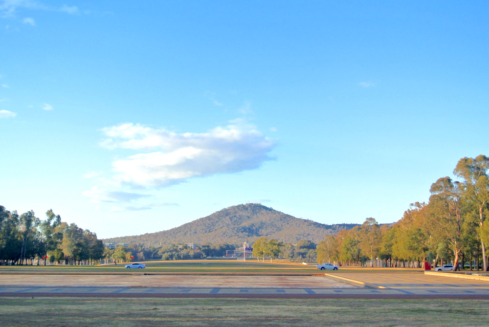 A nature view from Canberra city / Image: 恵啓